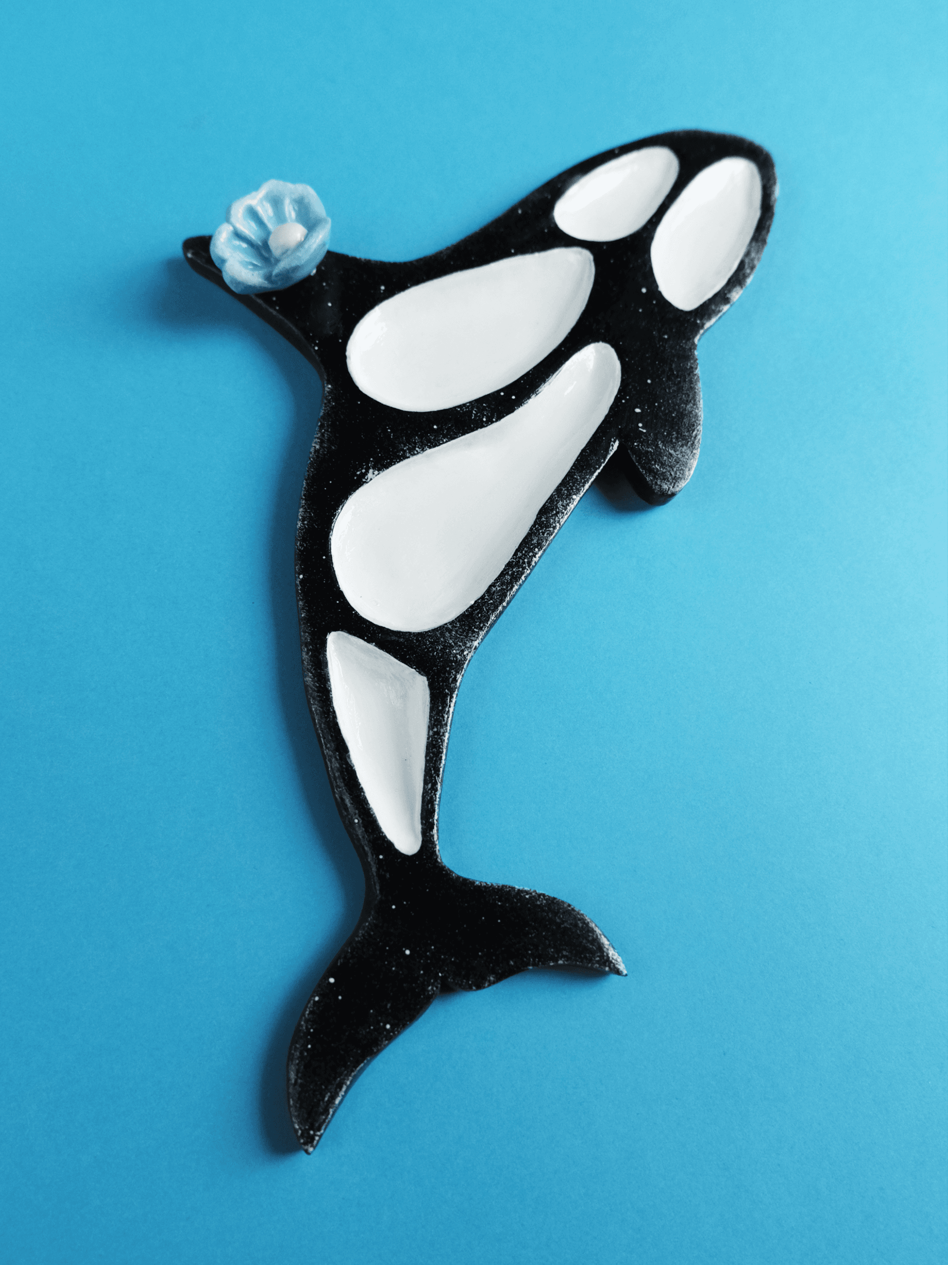 Template – White Pearl Orca
